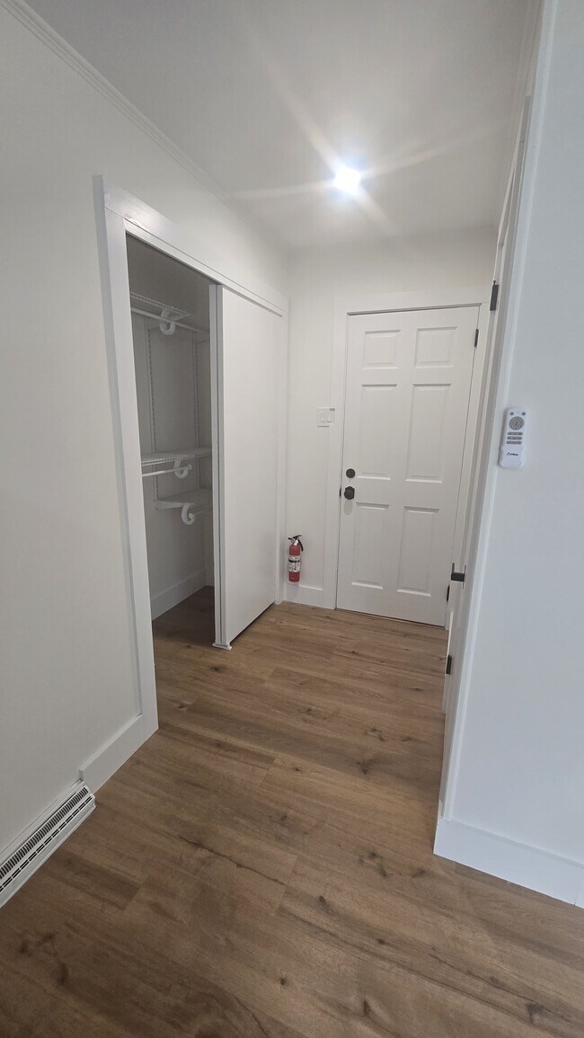 Building Photo - Greenwood Lake Owenrs LLC