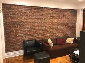 Building Photo - 76 Romaine Ave