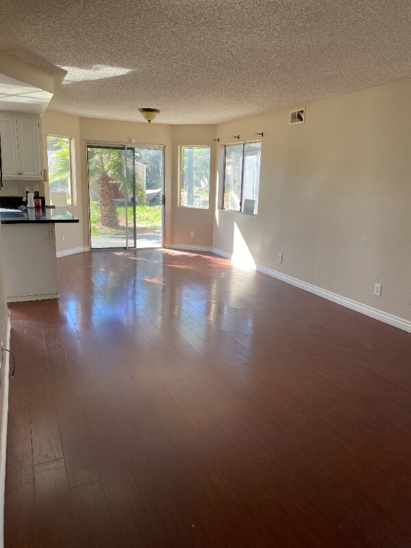 Building Photo - 16502 Mango Way