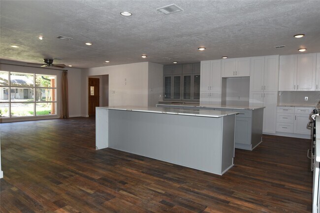 Building Photo - 10511 Eddystone Dr