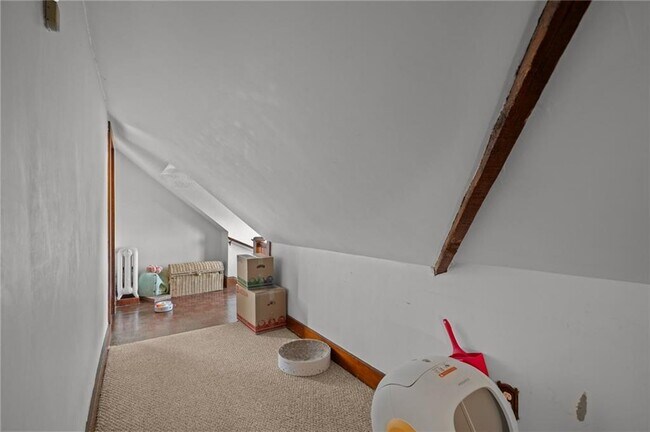 Building Photo - 350 Broadway