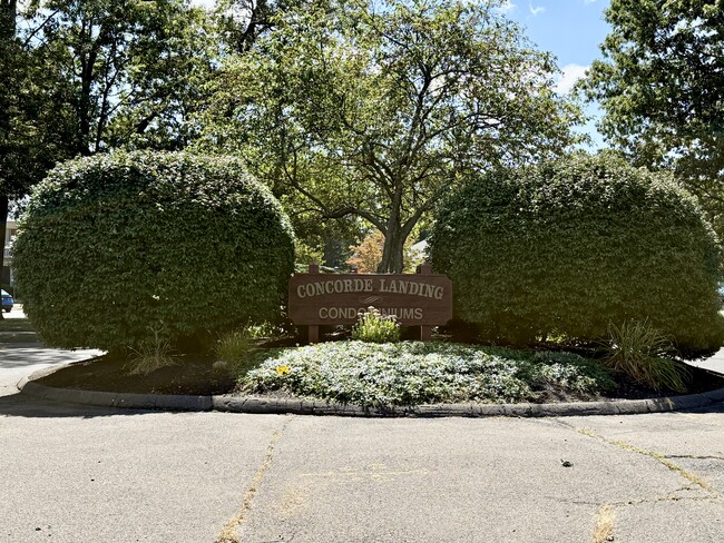 Building Photo - 9 Concorde Way