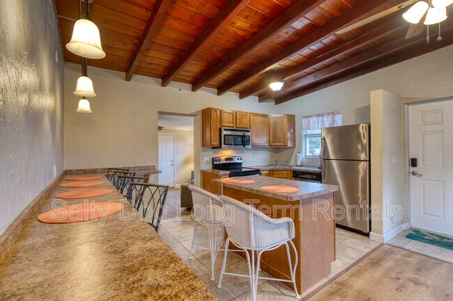 Building Photo - 114 Lynnhurst Dr