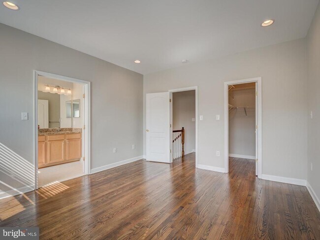 Building Photo - 42451 Magellan Square