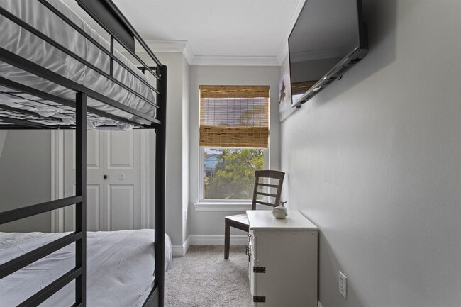 Building Photo - 1317 Beards Cove Dr