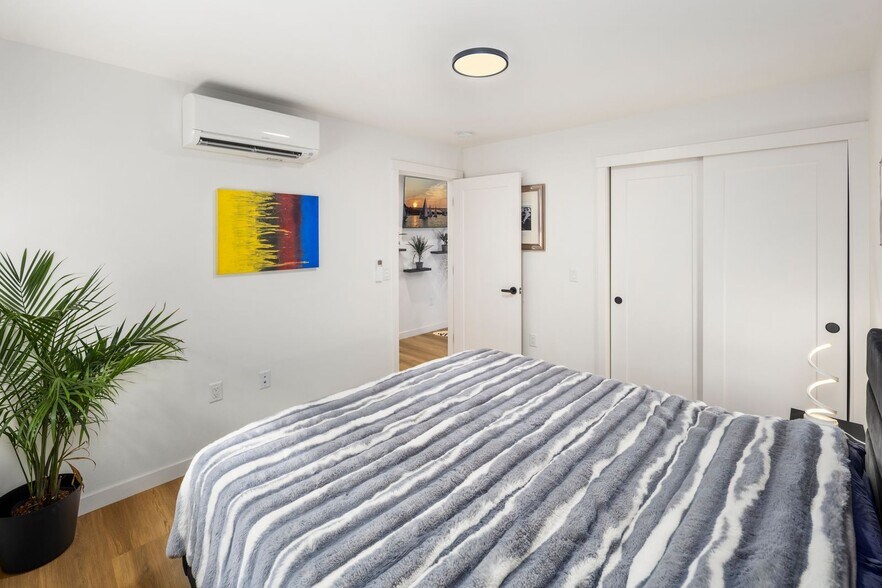 Building Photo - 8455 24th Ave SW