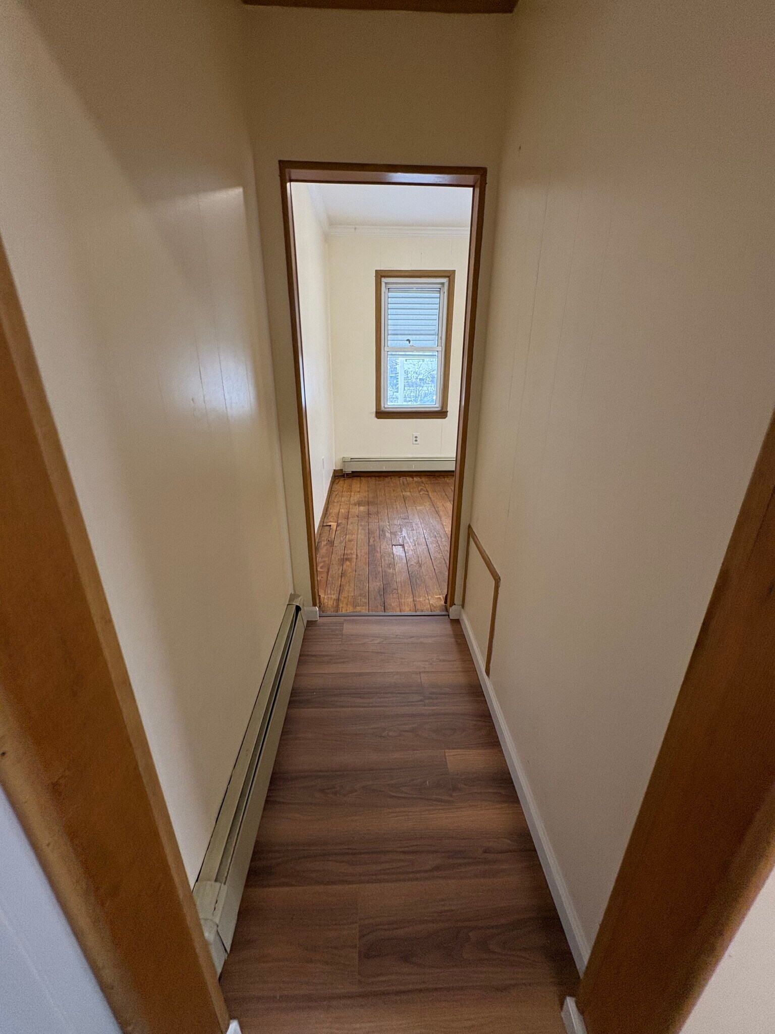 Building Photo - 19 Spring St