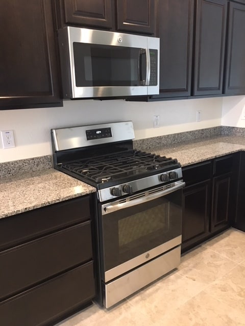 Building Photo - 2465 E Flintlock Dr