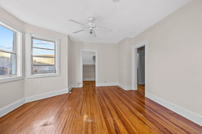 Building Photo - 507 N J St