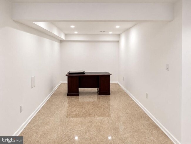 Building Photo - 12489 Pfitzner Ct