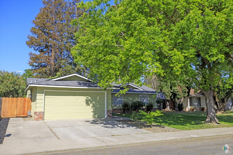 Building Photo - 3801 Lamborghini Ln
