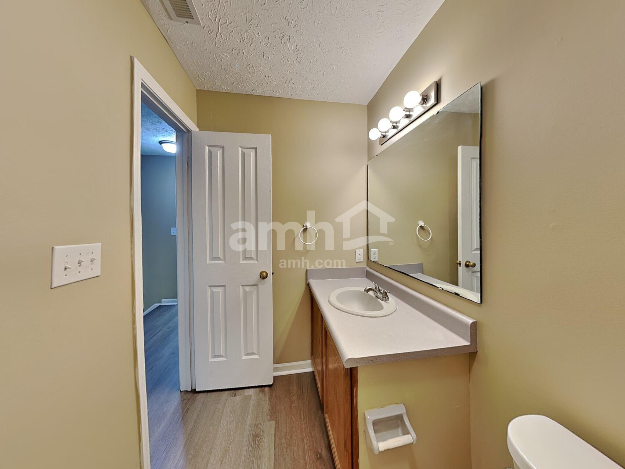 Building Photo - 5948 Doverton Dr