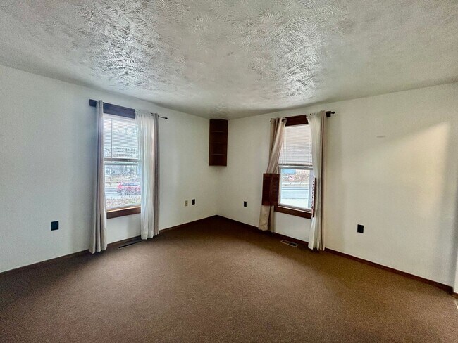 Building Photo - 175-177 Myrtle Ave-175