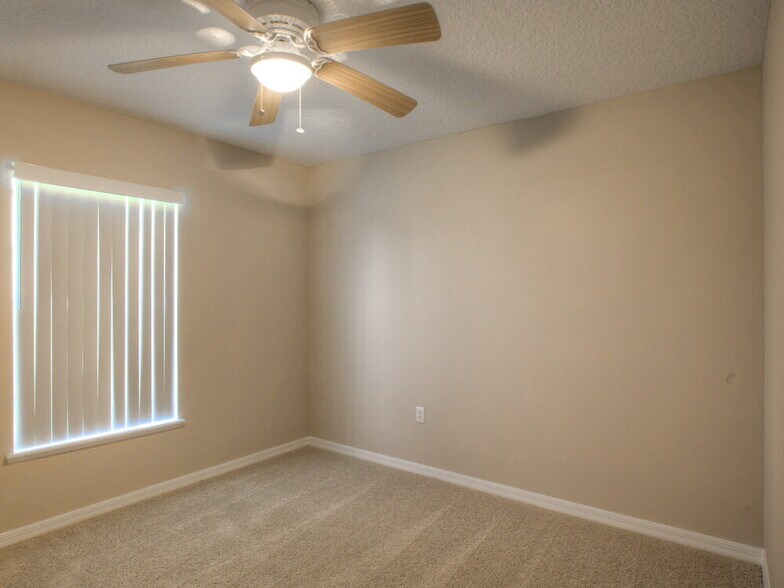 Building Photo - 2474 Palmetto Ridge Cir