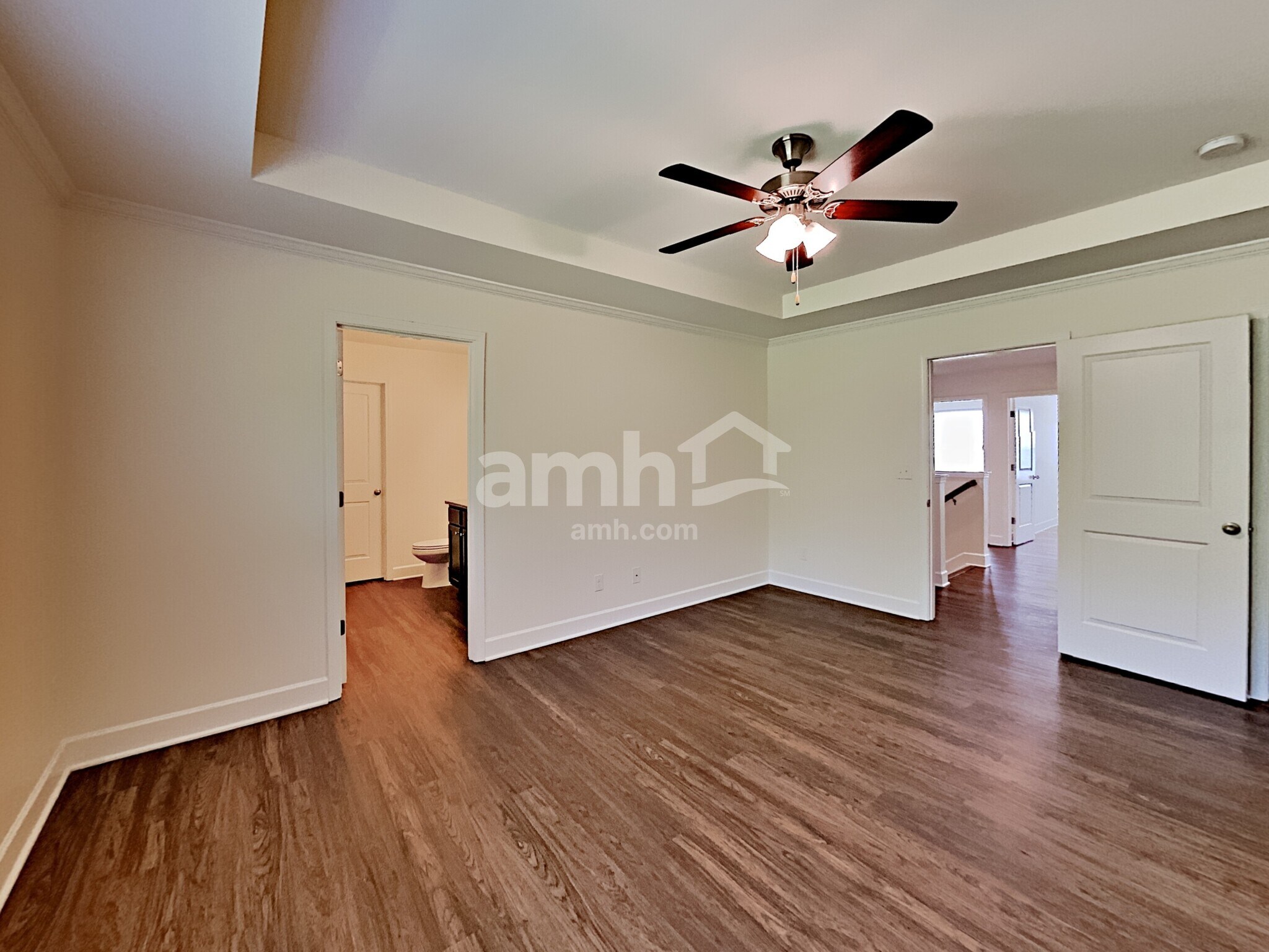 Building Photo - 4300 Longfellow Dr