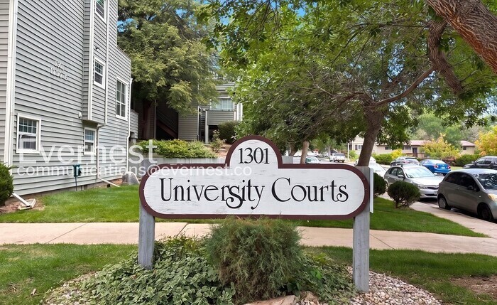 Building Photo - 1301 University Ave