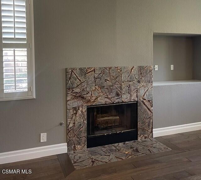 Building Photo - 20832 Valerio St