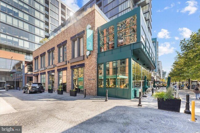 Building Photo - 1378 4th St SW