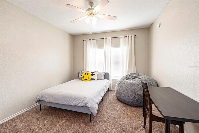 Building Photo - 4333 Bayside Village Dr