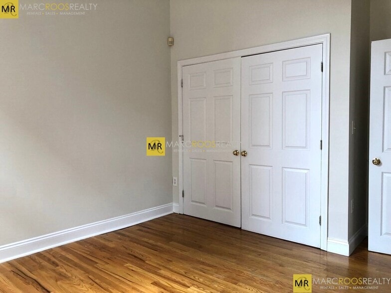 Building Photo - 678 Tremont St