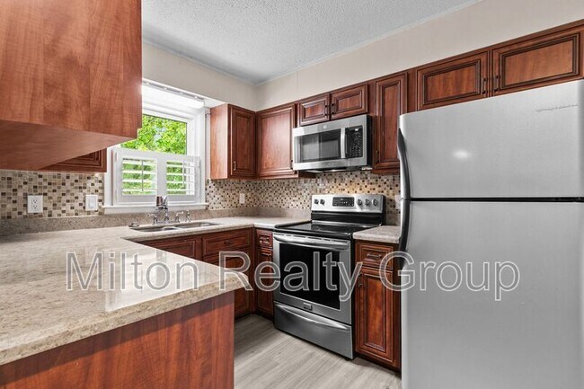 Building Photo - 6203 Vigilante Ct