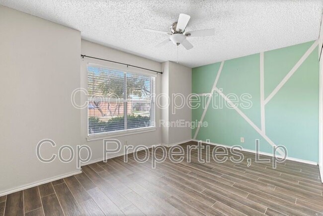 Building Photo - 6414 Maverick Oak Dr