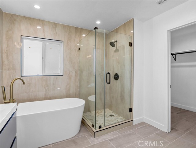 Building Photo - 1231 S Rowan Ave