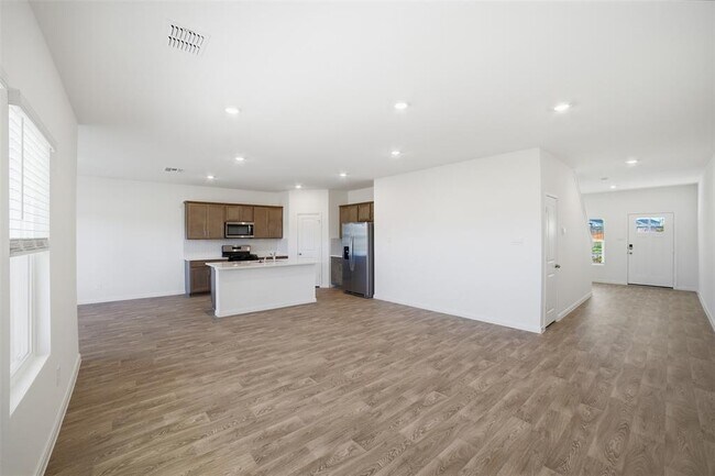 Building Photo - 246 Shenandoah Dr