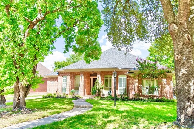 Building Photo - 8802 Willacy Ct