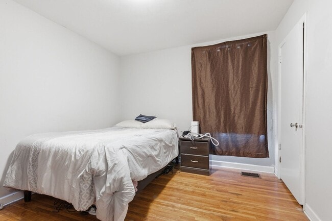 Building Photo - Charming 2b/1b Home in Old Hickory