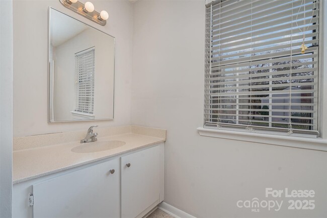 Building Photo - 3312 Heathstead Place