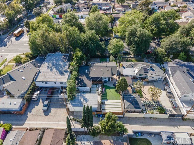 Building Photo - 6514 Coldwater Canyon Ave