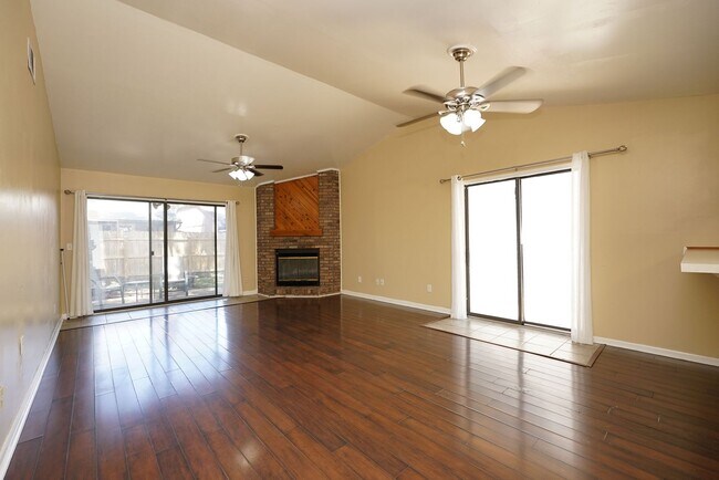 Building Photo - 104 Cedar Ridge Way