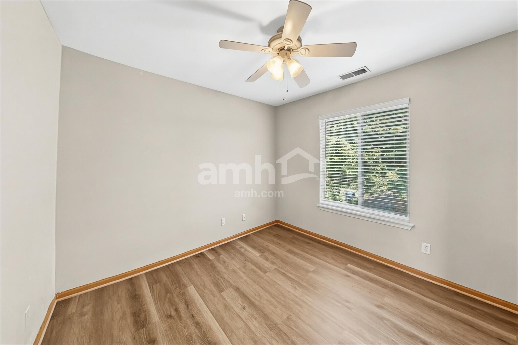 Building Photo - 14233 S Hillsdale Ct