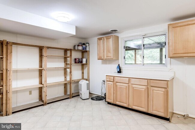 Building Photo - 5225 Old Dominion Dr