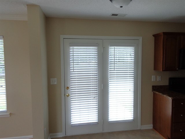 Building Photo - 3226 Silver Spur Ct