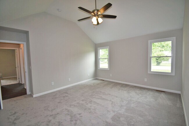 Building Photo - Beautifully remodeled 4BR/2BA one level home in M'boro, triple Rockvale schools!