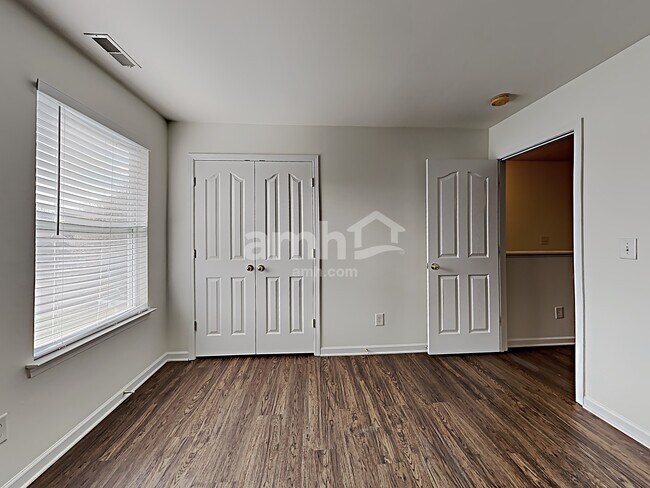 Building Photo - 5536 Stowe Derby Dr