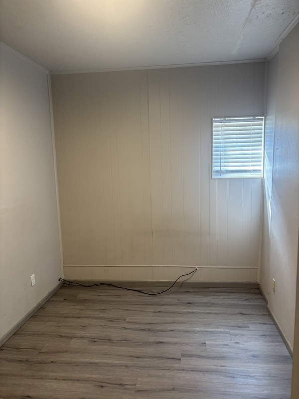 Building Photo - 411 E Beech St