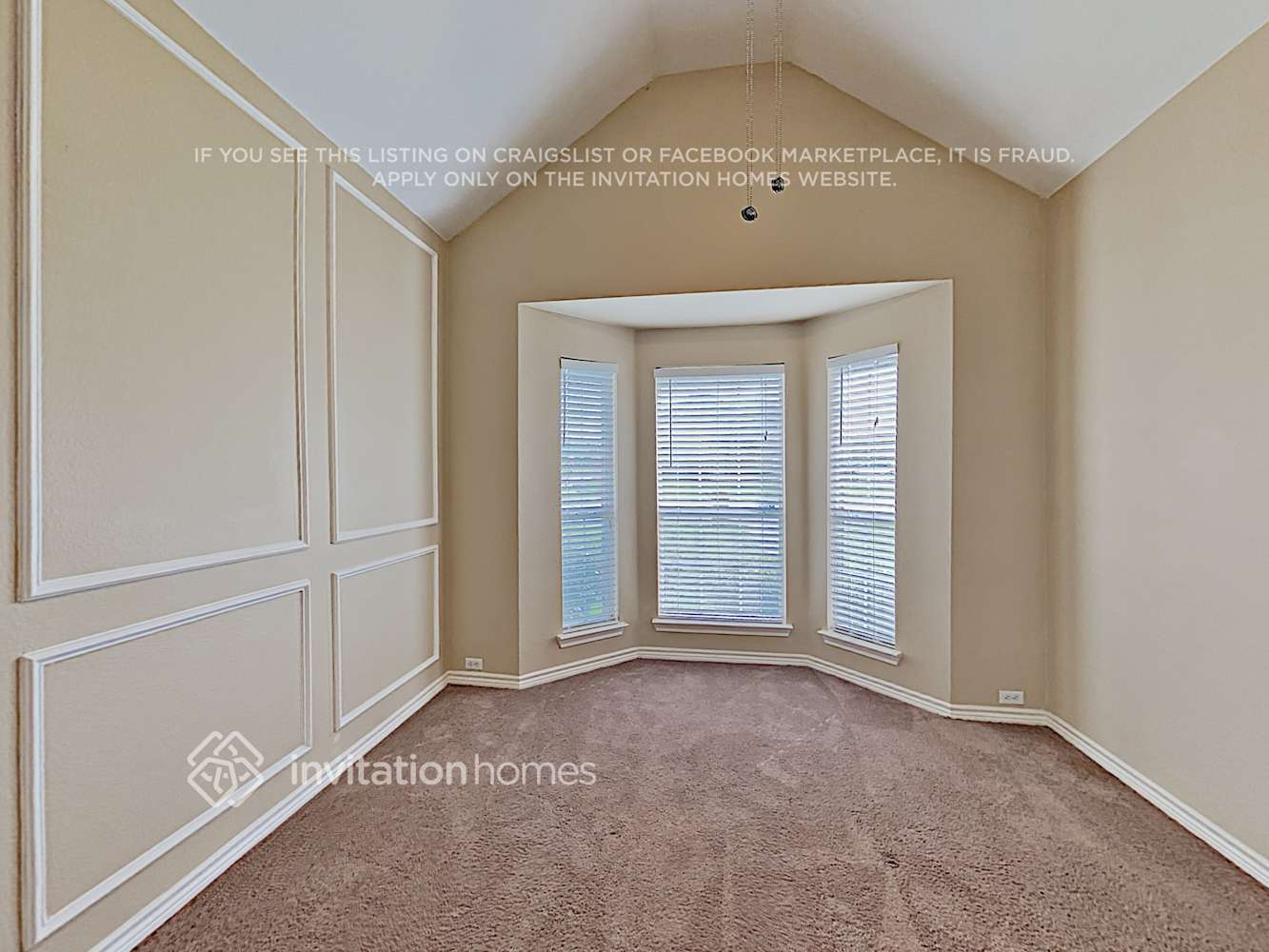 Building Photo - 1817 Fairfax Dr