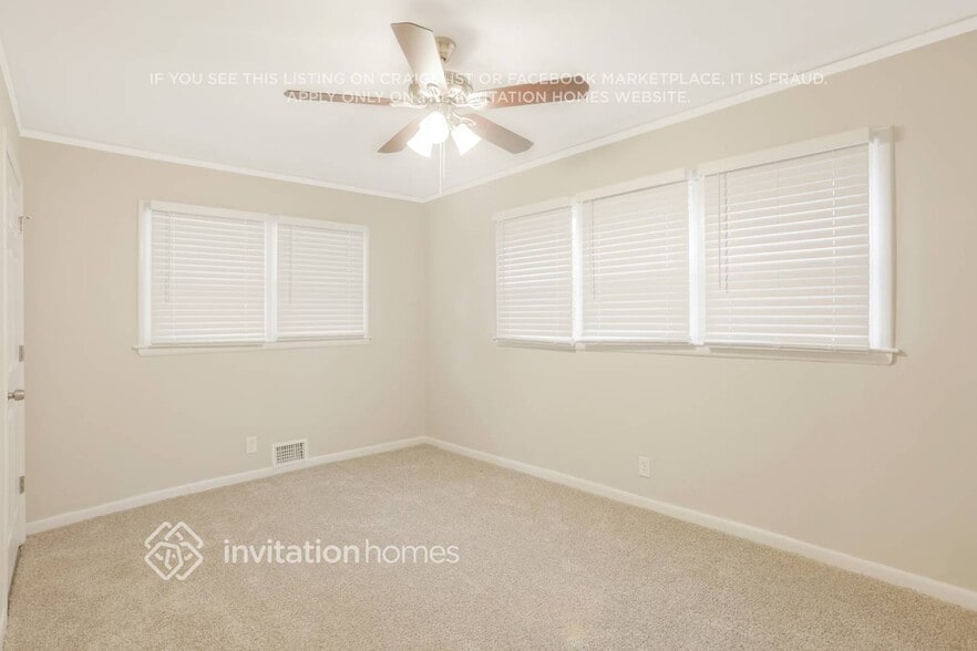 Building Photo - 1804 Timothy Dr SW