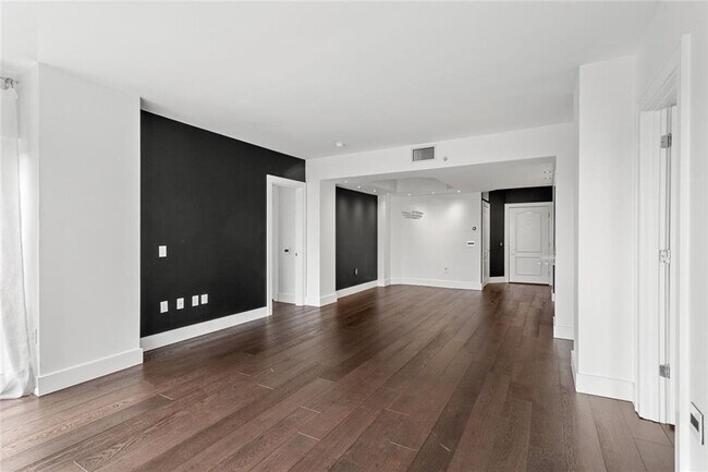 Building Photo - 3475 Oak Valley Rd NE