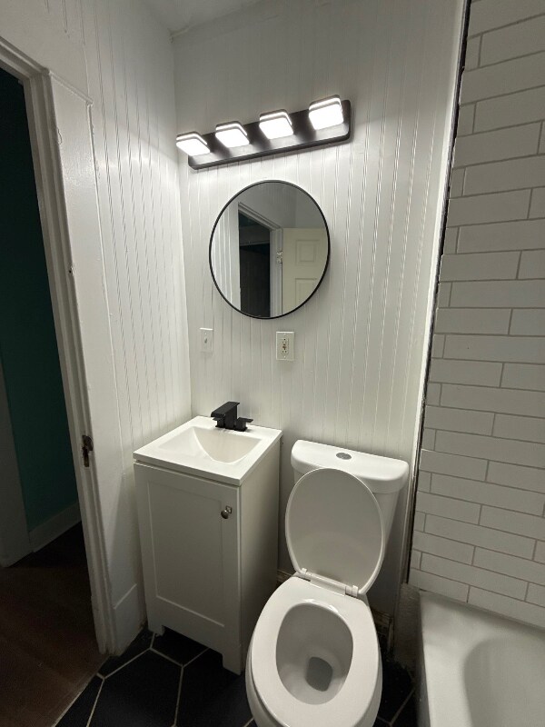 Building Photo - 4111 E 59th St