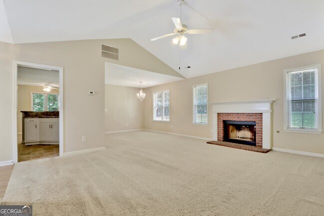 Building Photo - 45 Paces Landing Dr