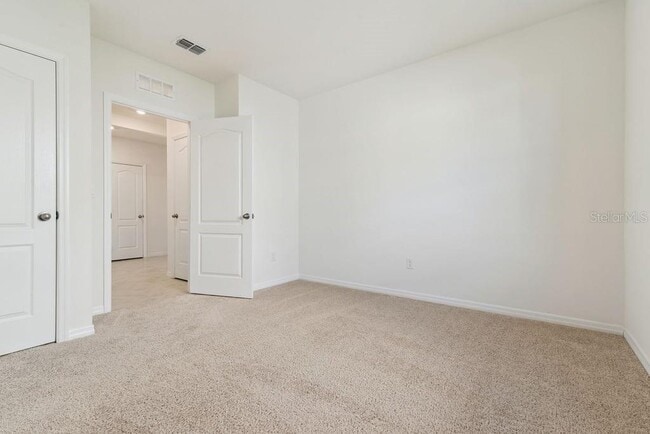 Building Photo - 5235 Mahogany Dr