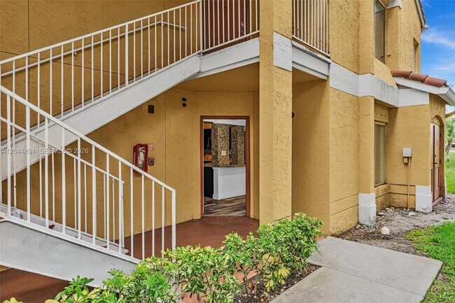 Building Photo - 2341 NW 33rd St