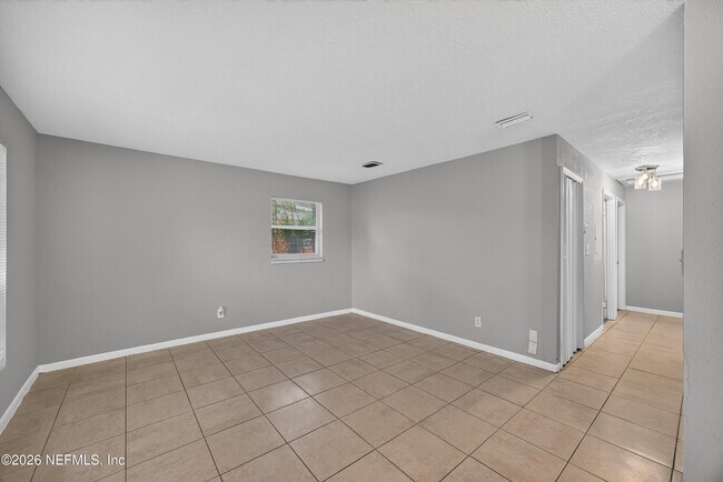 Building Photo - 4030 Leonard Cir E