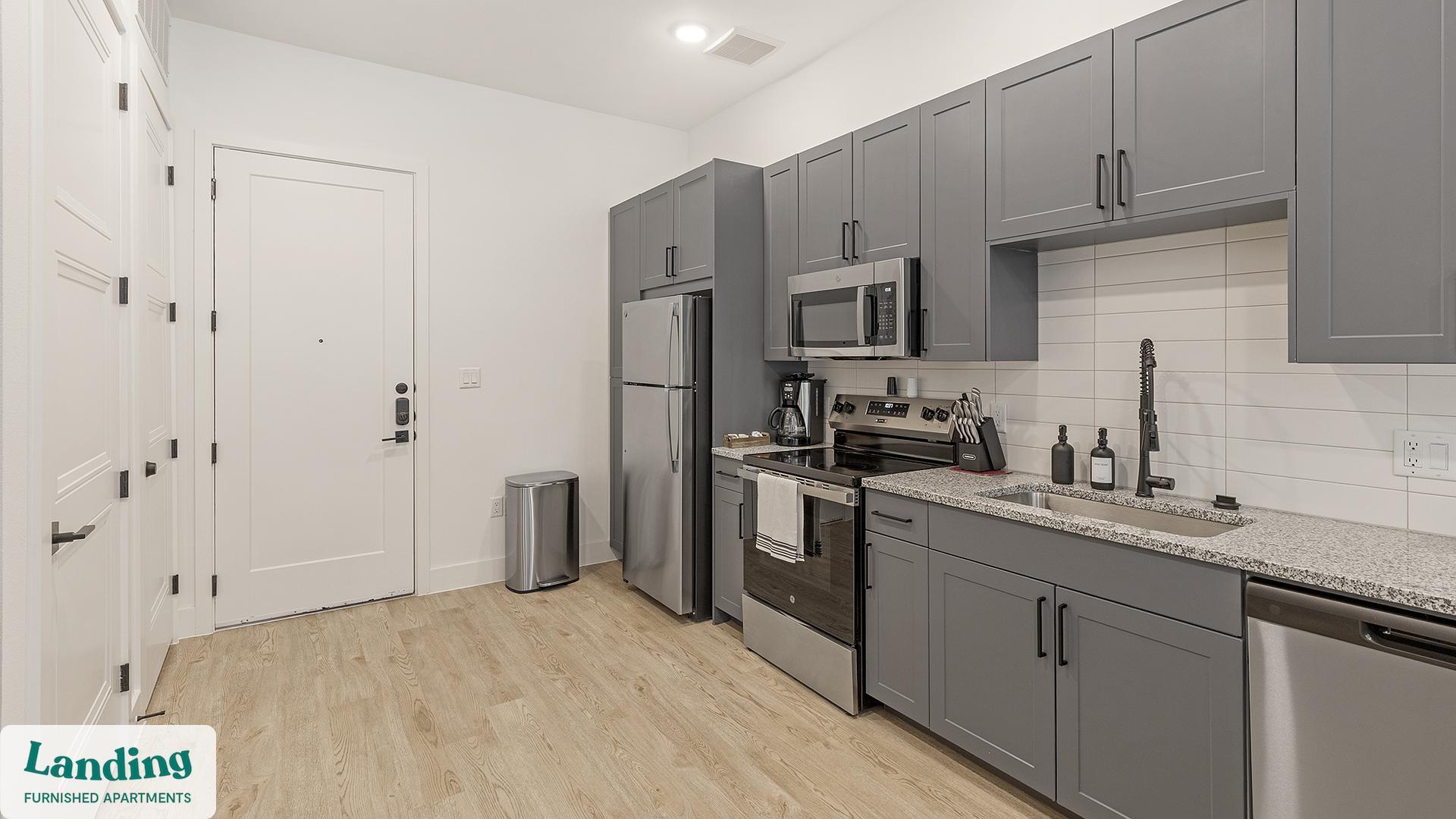 Building Photo - 650 E Sycamore St