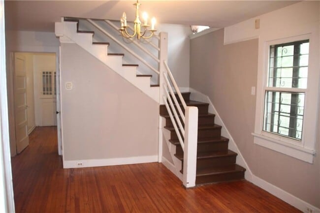 Building Photo - 8134 Freret St