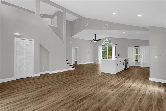 Building Photo - 3000 Bransbury Ct